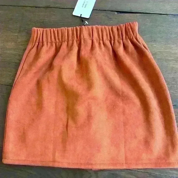 NWT Orange Suede Mini Skirt - Picture 3 of 3